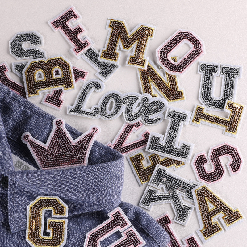 Sequins alphabets 